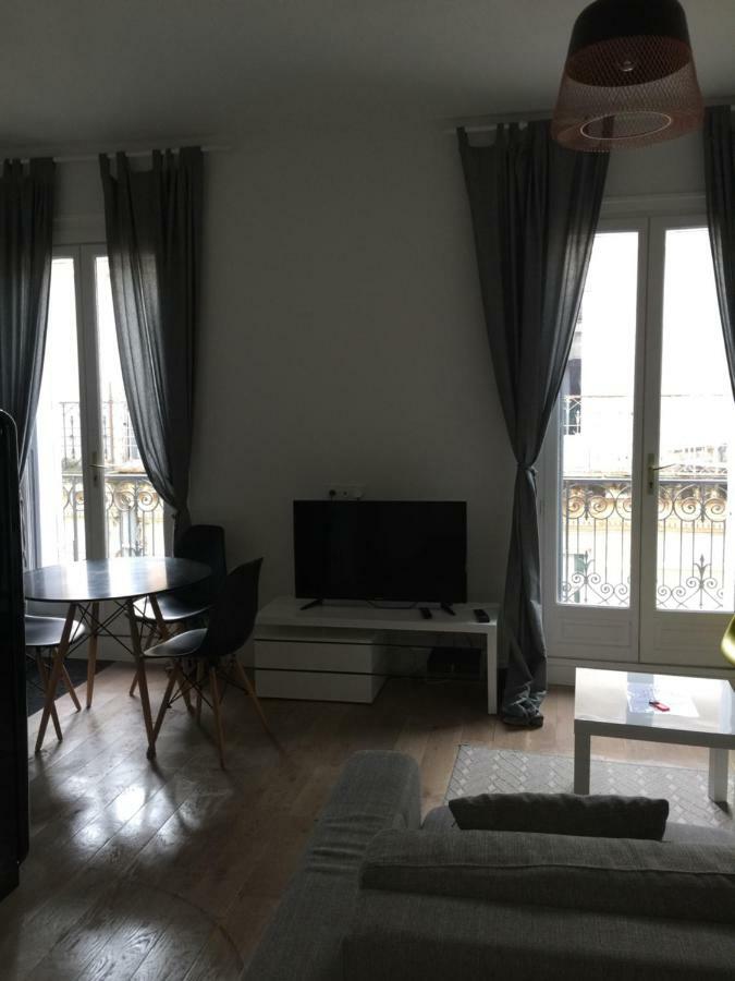 Charmant Appartement Hyper Centre Comedie Montpellier Exterior photo